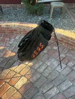 Black Golf Stand Bag with Legs b