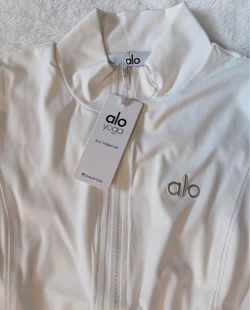 ALO YOGA