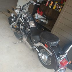 2003 Suzuki 1500cc Intruder