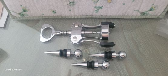 Wine Opener and Bottle Stopper Set
