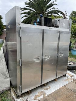 Traulsen Restaurant Grade Refrigerator