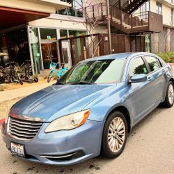 2011 Chrysler 200