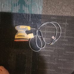 Dewalt Random Orbital Sander