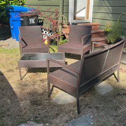 Outdoor Patio Furniture Set (Resin Wicker, 4-Piece)