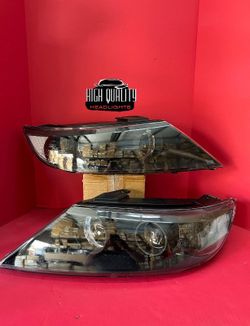 Kia Sorento 2011-2013 headlights