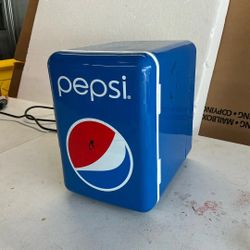 Pepsi Tiny Mini Fridge