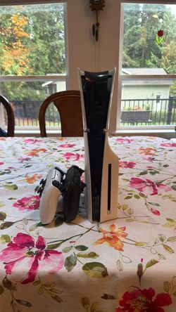 PS5 1TB W/Disk Drive