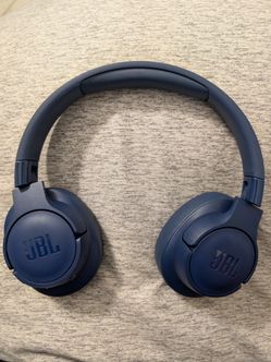 JBL Tune 720BT Blue