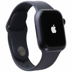 Apple Watch Series 9 (45mm, Midnight) - Excellent Condition + NEW Apple Band, Charger