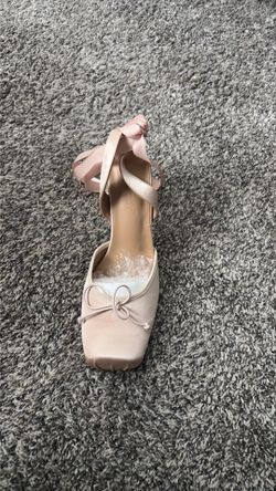 Vertundy women’s satin ballet heels