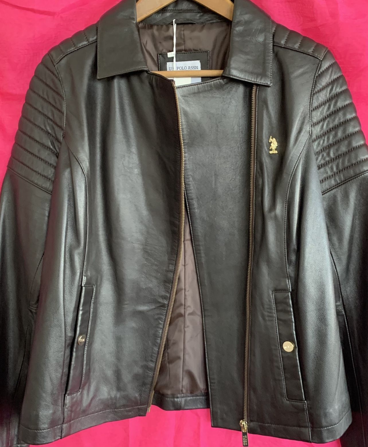 Stylish women leather jacket U.S.POLO Stylish women’s shoes,made of leather.Size :S,M. Brand New.Price $135