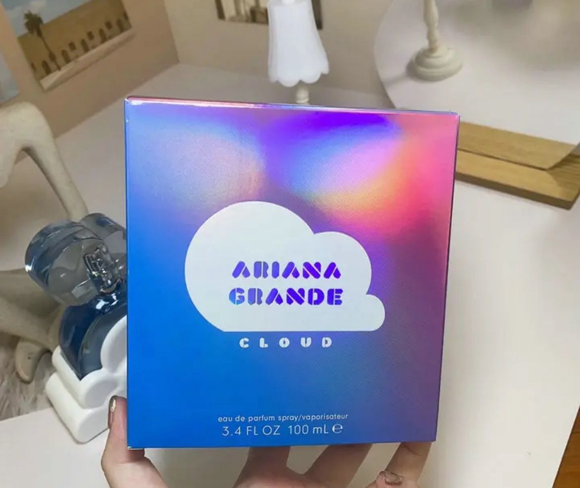 Ariana Grande Cloud Eau de Parfum – 3.4 fl oz (100ml)