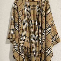 Women’s plaid poncho