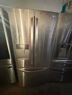 LG French Door Fridge – Stainless, Water Dispenser, Bottom Freezer