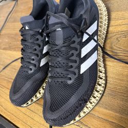 Used Adidas 9.5 Men’s 4d Fwd Free