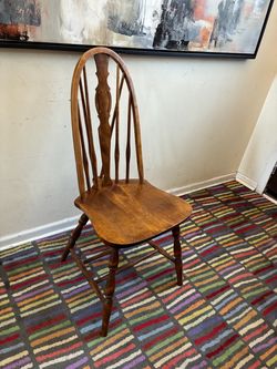Vintage Fiddleback Windsor-style Dining/Side Chair with  central splat
