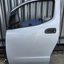 2015 2016 2017 2018 2019 2020 NISSAN NV200 LEFT DRIVER FRONT DOOR 
