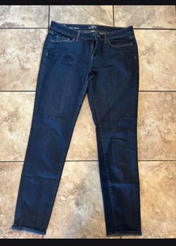Women’s modern skinny’s size 10