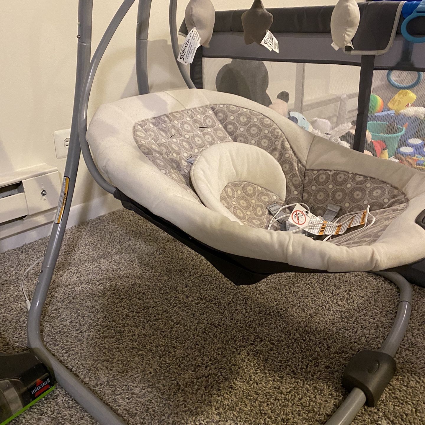 Graco simple sway clearance portable baby swing