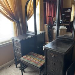 Wood Dressing Table Vanity With Bench 