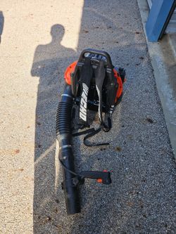 Leaf  blower