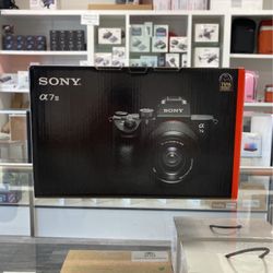 Sony A7 III FE 28-70mm F3.5-5.6 Kit