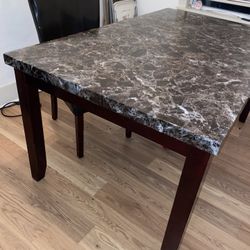 Dining Table (2x Chairs)