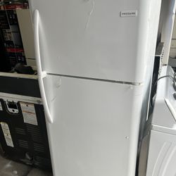 Frigidaire White Fridge 