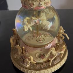Musical Horse Carousel Musical Globe
