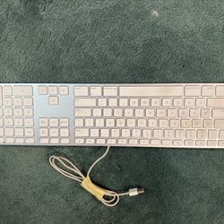 Apple Keyboard 