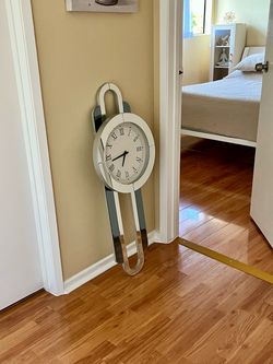 Modern Pendulum Wall Clock Silver