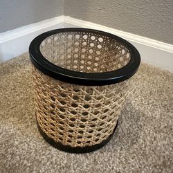 Rattan Holder 6 By 6 