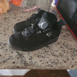 Black Cat AIR Jordan 4s