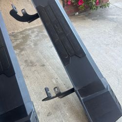 Rough Country HD2 Running Boards Used.