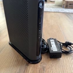 Motorola MG7700 Modem WiFi Router Combo With Power Boost