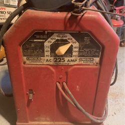 Welder Lincoln Arc 225 Amp With Cables