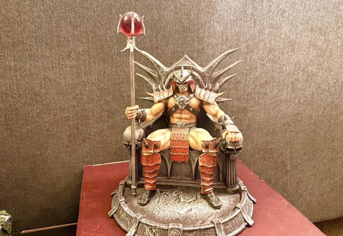 Iron Studios Mortal Kombat Shao Kahn Statue 1:10 Scale.   Amazing Condition With Box. 