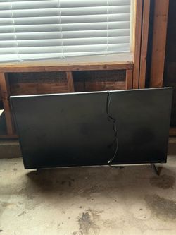 Vizio 48” smart tv