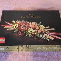 NEW in Box LEGO Icons Dried Flower Centerpiece Building Set Artificial plant for Home Decor 10314