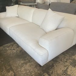 New Modern Sofa 91"W x 36.5"D x 29"H Delivery Available