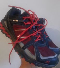 New Balance all terrain man's  shoes, good condition, size 10