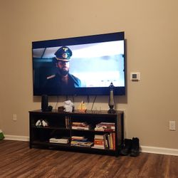 72" Flat-screen TV & Entertainment Table