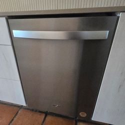 Whirlpool Dishwasher