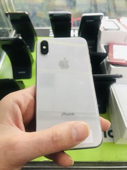 🔥📲iPhone X 64Gb factory unlocked with warranty