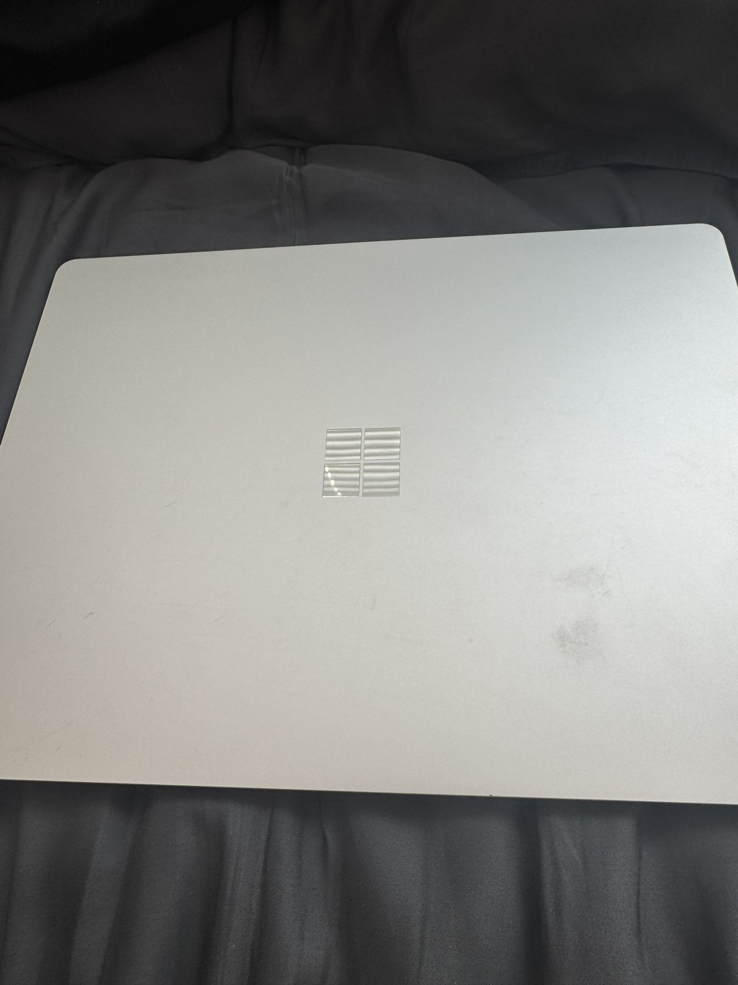 MICROSOFT MODEL 1943 LAPTOP