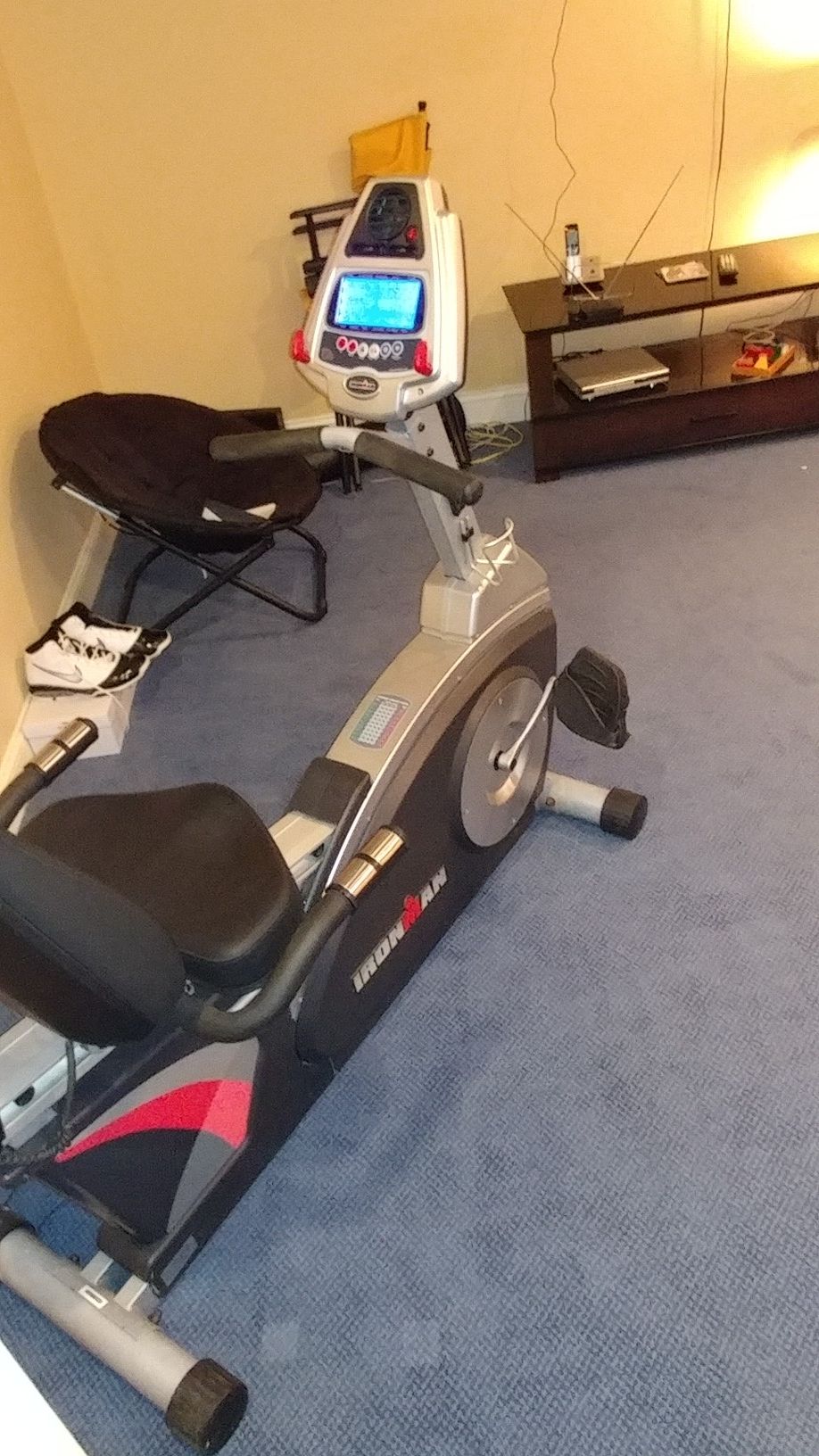 420R Gym style Ironman recumbent exercise bike