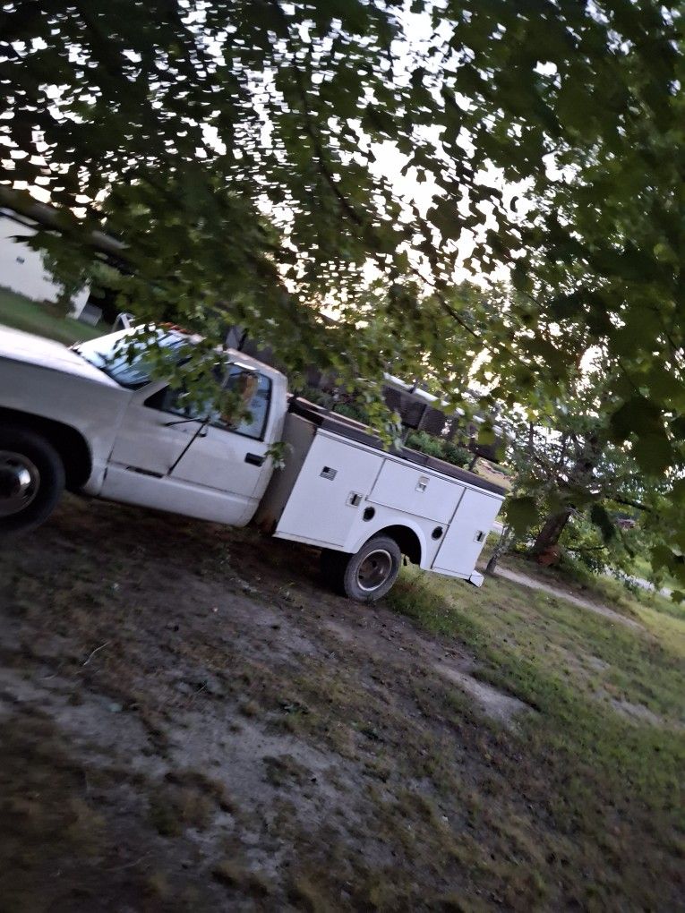 1999 Chevrolet 3500