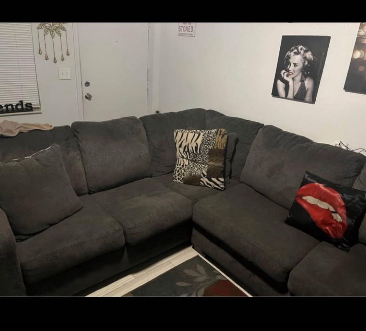 Ashley 3 Piece Sectional