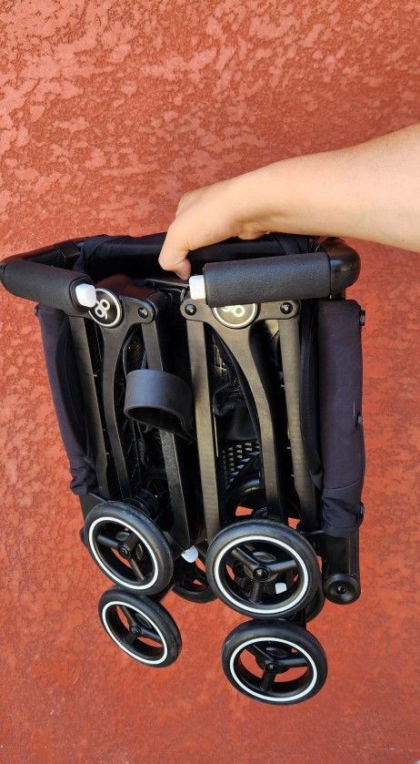 GB POCKIT ALL CITY STROLLER