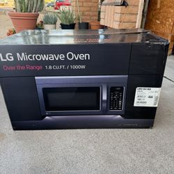 LG Open Box New Microwave Oven